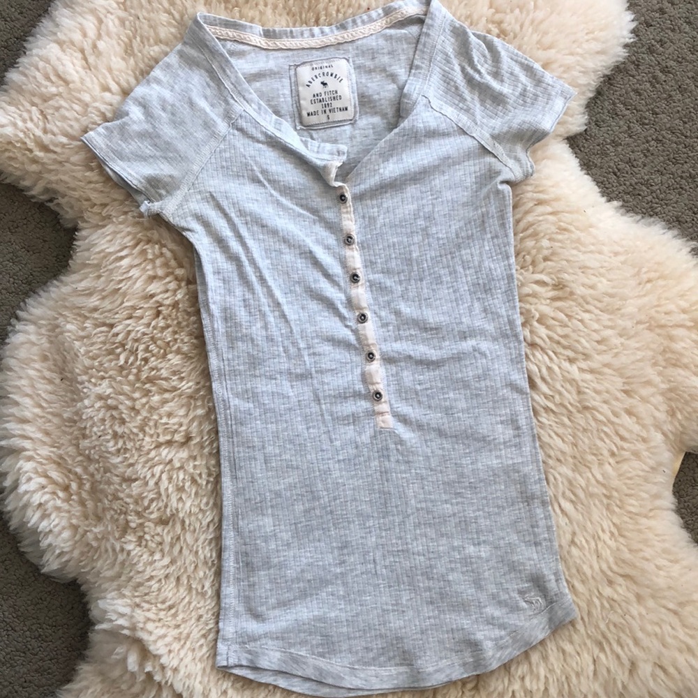 Abercrombie Henley t shirt